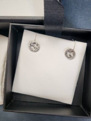 Used like new Gucci Earrings Icon Logo