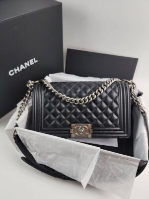 Used Like New Chanel boy 10 RHW