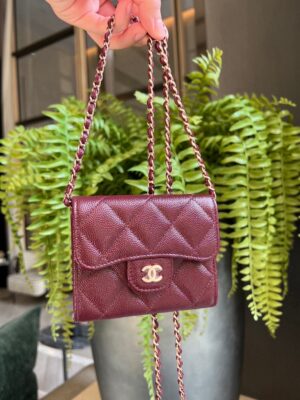 ❤️New Chanel Card Holder XL Cross Body in burgundy Holo 31