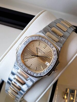 Used Patek Nautilus 3900 2k 33mm.