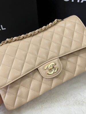 🎉🎉Used once like new Chanel Classic 10” beige caviar ghw microchip