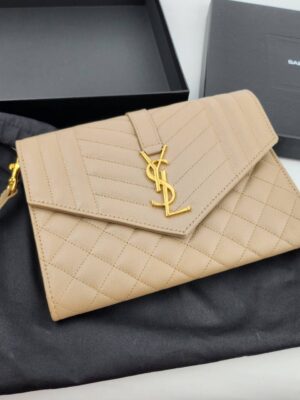 Used like new YSL Clutch