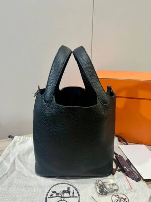 🌟New Hermes Picotin 18 Noir Shw ดำ เงิน Stamp U Y22