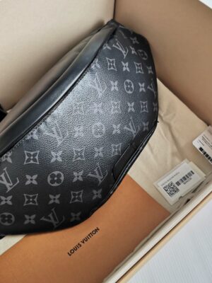 Used like very new Louis Vuitton Discovery Bumbag Monogram Eclipse Black