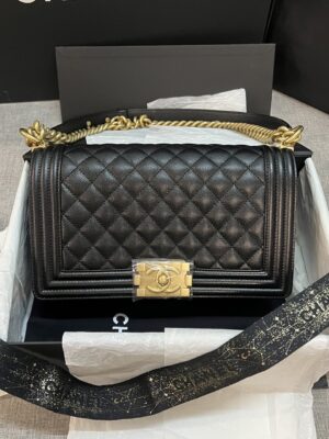 🔥New Chanel Boy 10 microchip