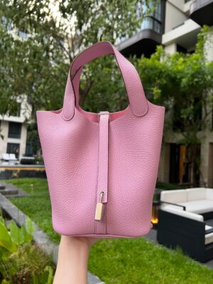 🌸Super Cute 💕New Hermes Picotin 18’ Mauve Sylvestre stamp U