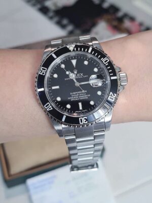 Used Rolex Submarine Date Y2009