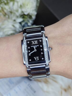 Used Patek Philippe Twenty-4 4910/10A หน้าดำเลขเพชร