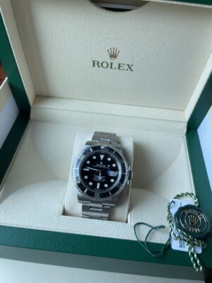 New Rolex Submarine Date 05/2023