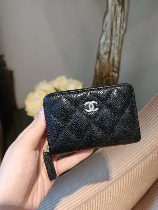 Chanel zippy card holder