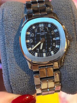 Used Patek Philippe Aquanaut Lady 4960 Rare stainless steel !!