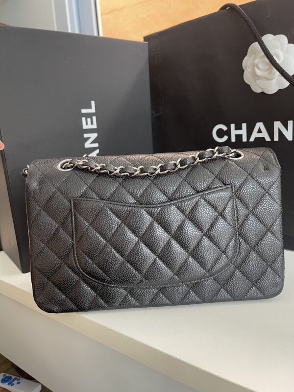 Chanel Classic 10