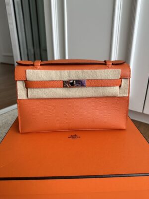 Like new Hermes Kelly Pochette Feu Orange Epsom PHW #Q