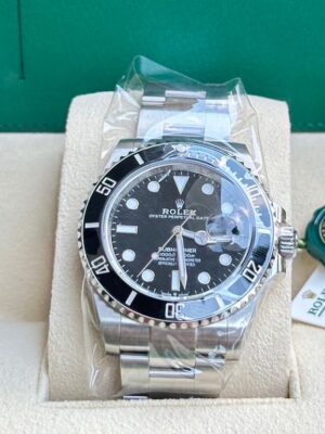 New Rolex sub date 41mm