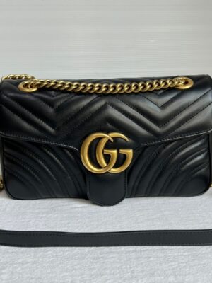 Used once Gucci Marmont 26 cm