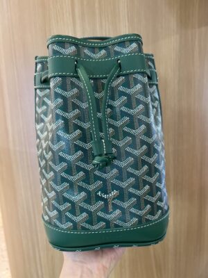 Used like new Goyard Handbag