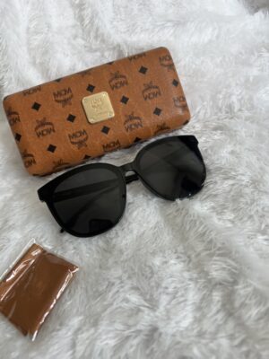 Used like new แว่นตา MCM Sunglasses