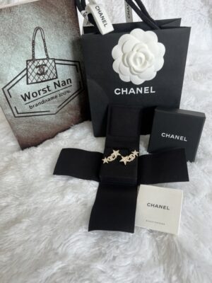 Used like new chanel earring y23