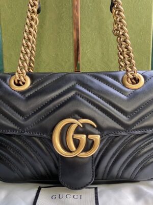 Used Like new Gucci Marmont22 Yr22