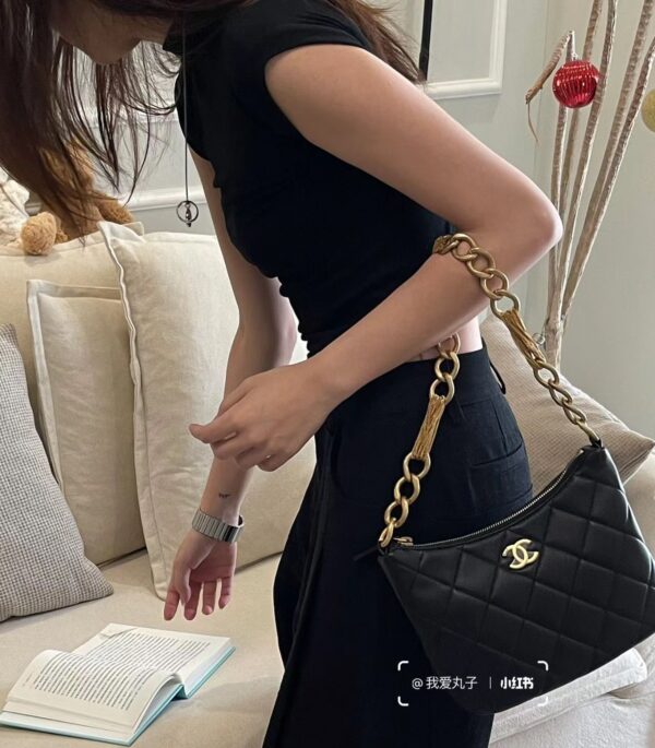 Chanel Hobo