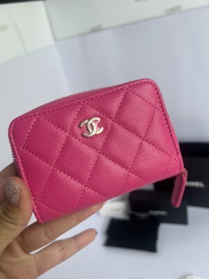 New Chanel Card Holder zippy caviar lghw holo31