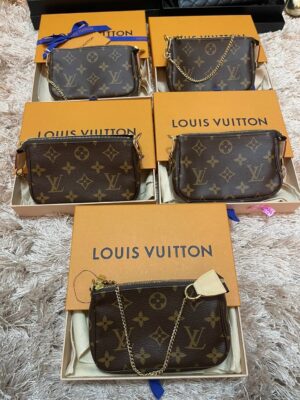 New Louis Vuitton Pochette