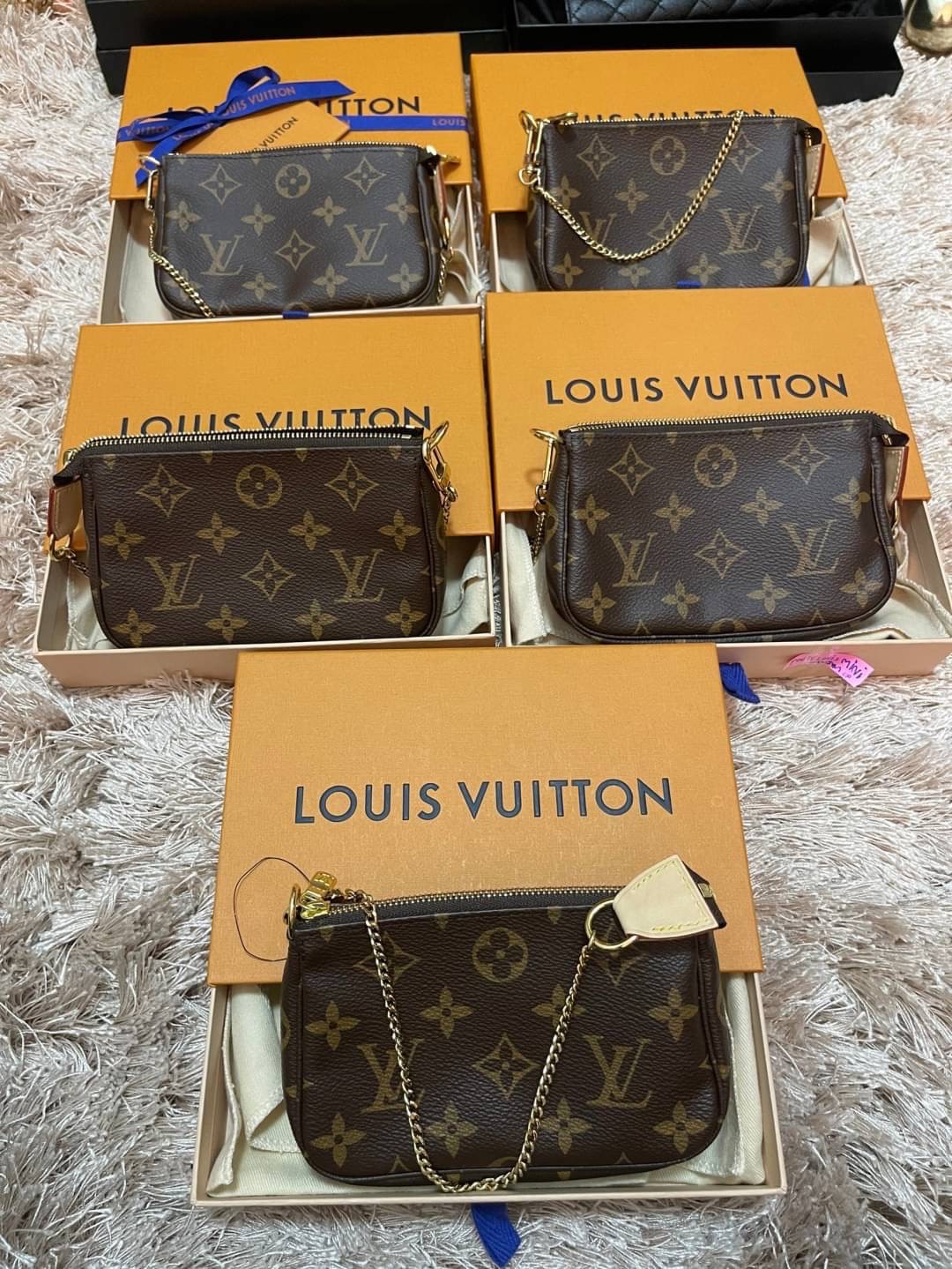 Louis Vuitton Pochette