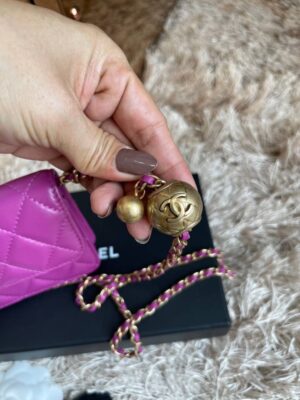 Used Chanel Purse with Chain holo 30