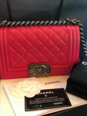 Chanel Boy 8″ holo19