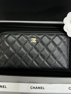 New /kept Chanel Zippy Long Wallet holo31