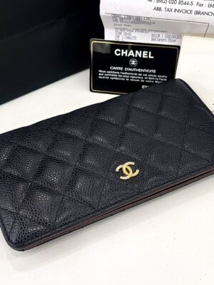 Chanel Bi-Fold Wallet Holo22