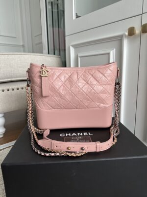 Like new Chanel Gabrielle size medium holo 27