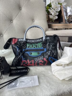 Used like new Balenciaga size small stamp Z ปี2018 limited