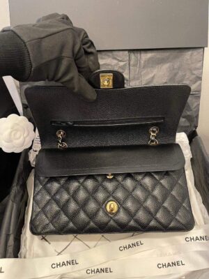🎁Like new Chanel classic 10 Microchip y22 GhW caviar
