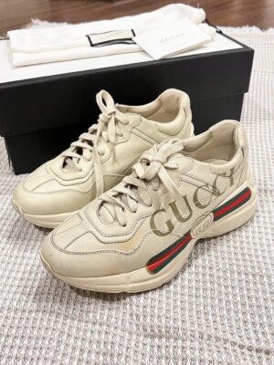 Very good condition Gucci rhyton sneaker size 37