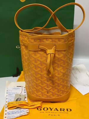 Like new Goyard Petit Flot Bucket Bag