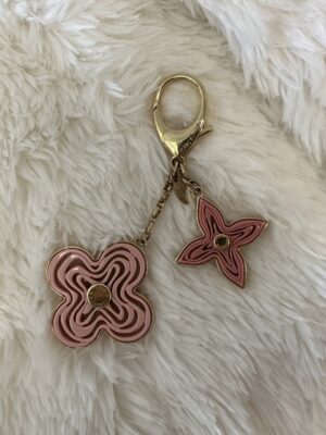 Very good condition LV Key Chain ปี 13