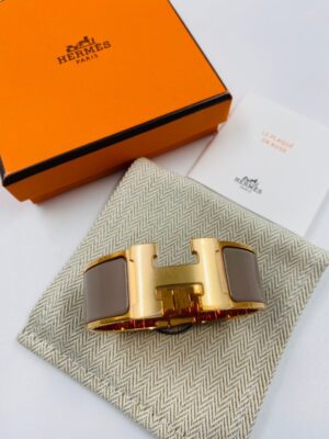 like new! hermes clic clac pm 2021